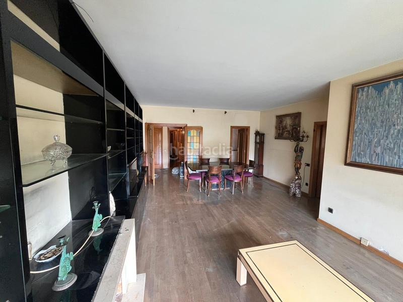 Foto 3609b0f0-fe67-4c88-b08a-1abc3f8d117c. Pis a Sagrada Família Barcelona