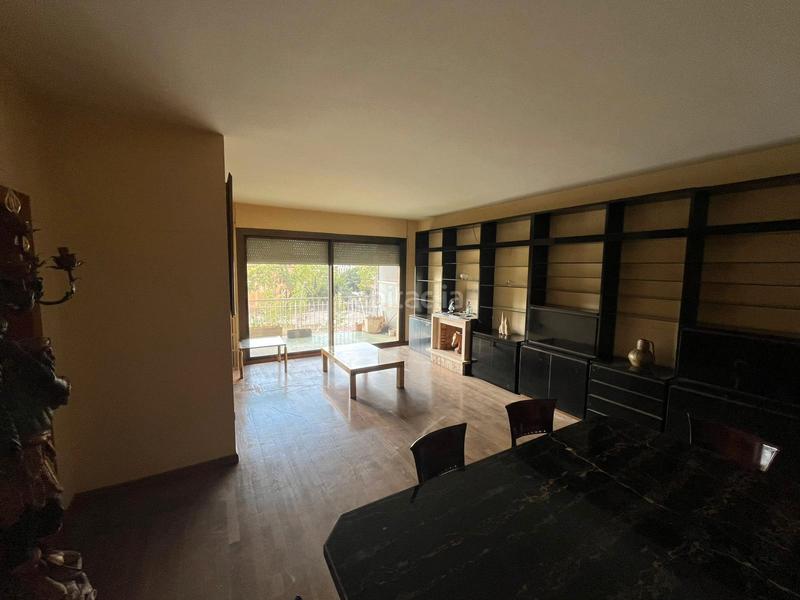 Foto f52e6814-861b-4ff5-8e49-17bf912c37d0. Pis a Sagrada Família Barcelona