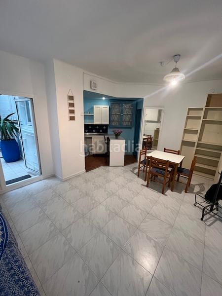 Foto 9fbc233f-89ce-4a50-bfd8-7b7de2bb681a. Alquiler piso en carrer de las Navas de tolosa 300 piso de dos habitaciones mas patio en Barcelona