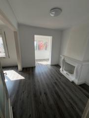 Miete Etagenwohnung  Carrer de jordi girona 12. Piso de cuatro habitaciones , dos baños , exterior calle y patio