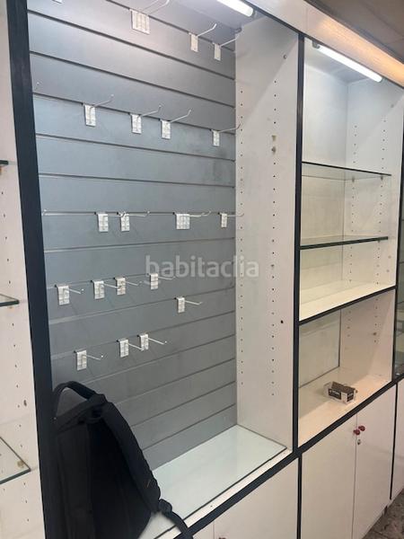Foto 2f369a3b-06b2-454b-ab4c-ff8b6c8a0539. Affitto locale commerciale in carrer de dante alighieri 71 bis in Barcelona