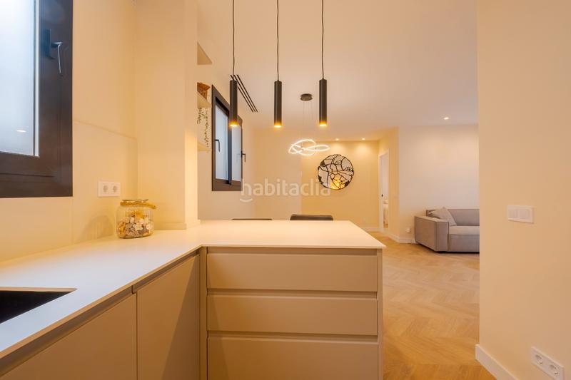 Foto 580d09c5-1472-4111-ae95-ca76ecb2c195. Appartamento con riscaldamento piscina in Sants Barcelona