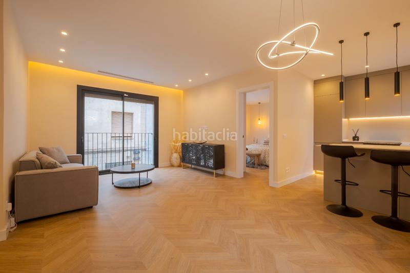 Foto e36baa2d-6174-4775-9bc4-3bca433e5c83. Appartamento con riscaldamento piscina in Sants Barcelona