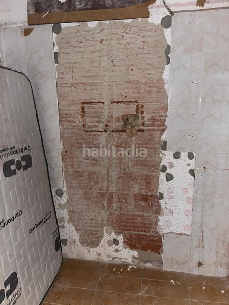 Foto d3cbe2c3-2c9f-4c7f-b1a8-c6ef7b3a89d0. Miete geschäftsraum in carrer de sant pere màrtir 26 in Barcelona