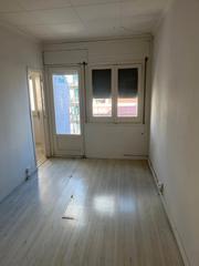 Lloguer Pis a Carrer de sant pere màrtir 24. Quinto sin ascensor , piso de dos habitaciones