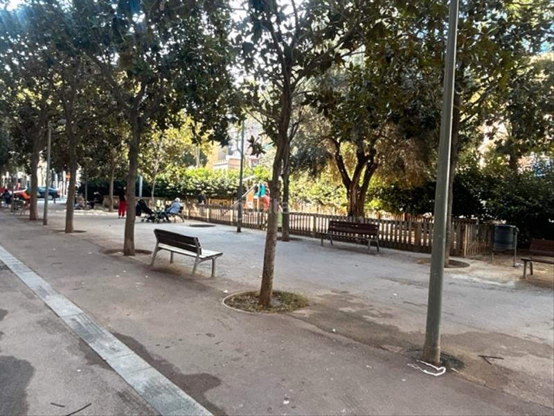 Foto 7a51d645-a739-4b56-8adc-fc4bfb97386a. Geschäftsraum in carrer dels enamorats 66 in Sagrada Família Barcelona