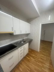 Rent Flat in Carrer de valència 291. Piso en la calle valencia con bruc