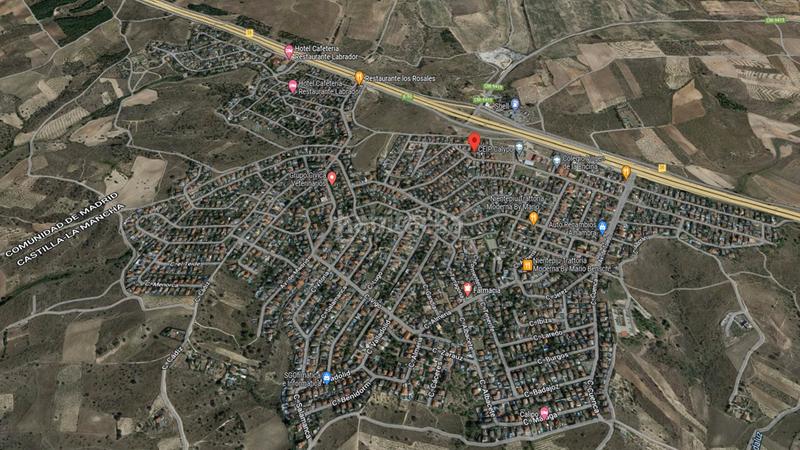 Foto ca1c4739-8622-492d-930f-7f9dc26e492e. Location local commercial avec chauffage dans Calypo Fado