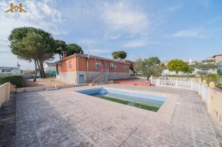 Xalet en Mntrida. Chalet independiente en mentrida