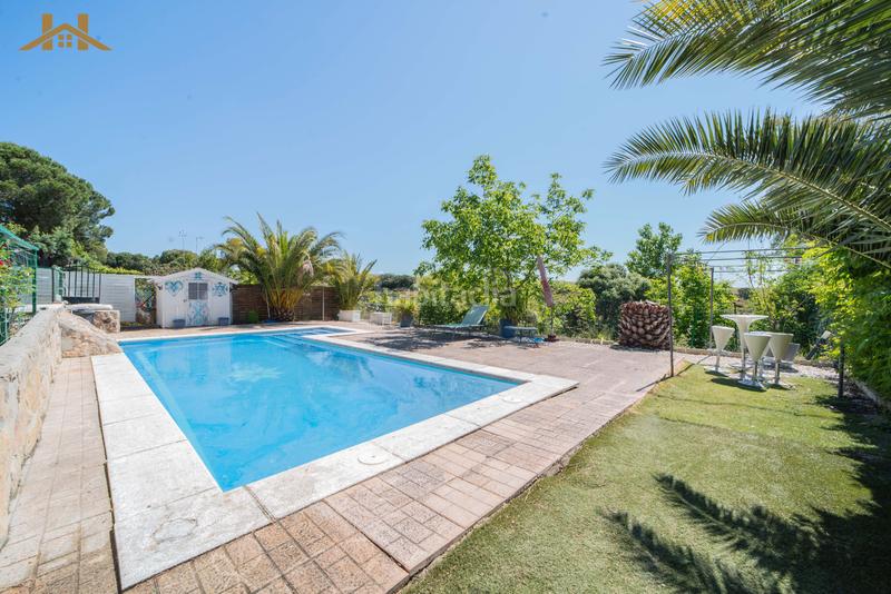 Foto bbc5fcd4-0acd-49ad-81d1-bb659cd74f58. Chalet avec chauffage parking piscine dans Méntrida