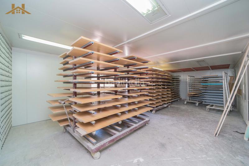 Foto f6796ed6-3390-4f1f-82bd-b7ec36b26f0b. Fabrikhalle mit heizung in Casarrubios del Monte