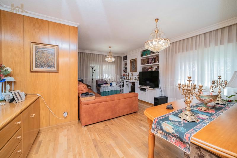 Foto 34629cc5-1b49-47e8-a3cd-c989b16c4d7d. Xalet amb xemeneia calefacció aparcament piscina a Calypo Fado