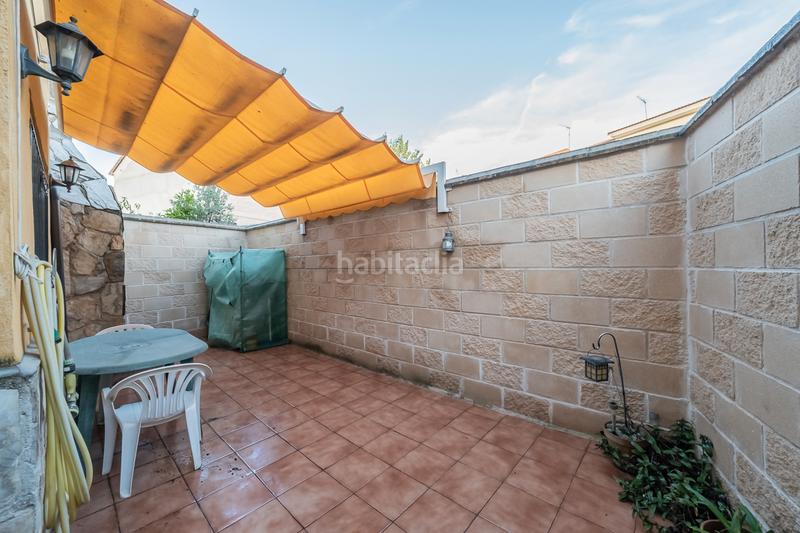 Foto f88dd67e-5153-4488-91bc-a79d5e8b545c. Casa adossada amb calefacció aparcament a Méntrida