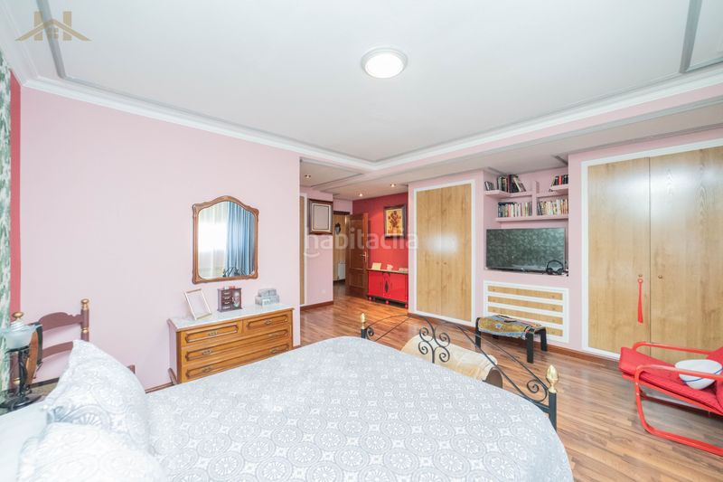 Foto 5899eda7-ef95-4d20-b8ef-0d61f1521d96. Xalet amb xemeneia calefacció aparcament piscina a Méntrida