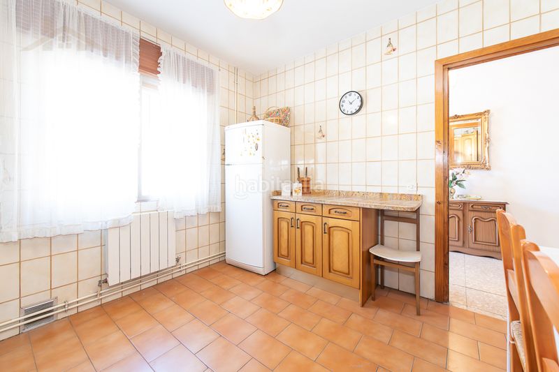 Foto c590ac1d-638b-450f-90ec-b141e8642b24. Casa adossada amb calefacció aparcament a Méntrida