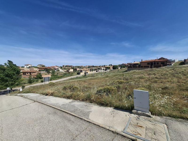 Foto d2ca92d9-9b7d-4db5-855f-dbd3b4dd6b0d. Terreny residencial a Méntrida