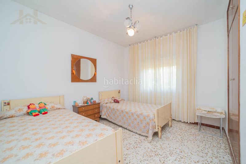 Foto 0374afd0-ec96-4d33-85b1-d93255fe92fd. Xalet amb xemeneia calefacció aparcament piscina a Méntrida