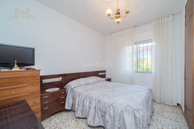 Foto b2ff9c5c-0ed9-45a5-9a1b-ba83149ffb65. Xalet amb xemeneia calefacció aparcament piscina a Méntrida