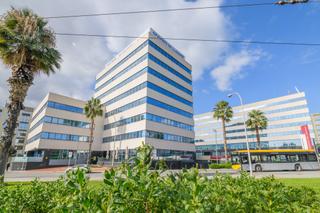 Miete Büro in Carrer sant martí de i'erm 1. Oficina en perfecto estado para implantación inmediata. propieda