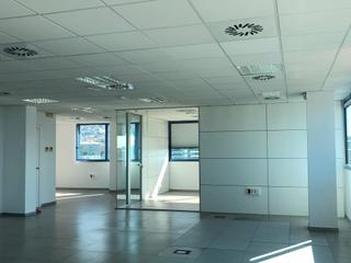 Location Bureau à La Nova Esquerra de l´Eixample. Oficina en perfecto estado para implantación inmediata. propieda