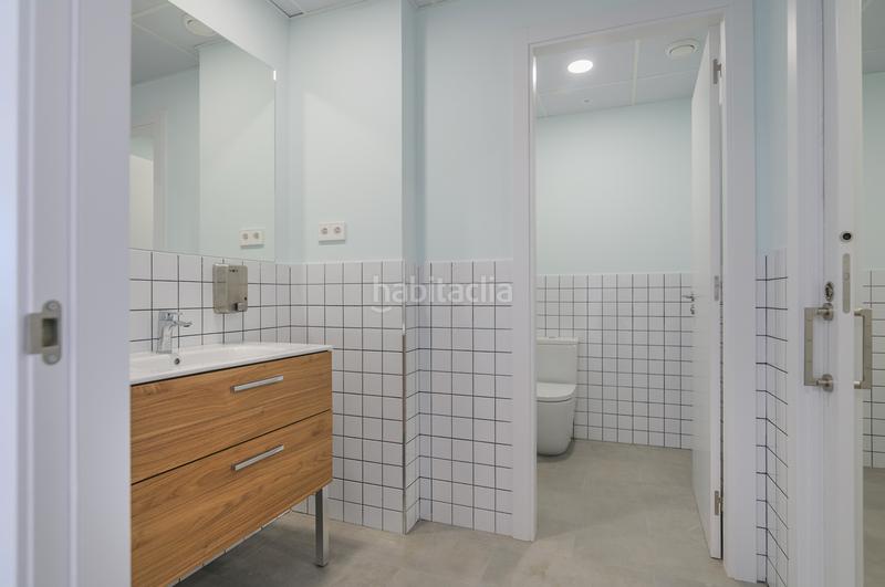 Foto cc0e137a-fa79-4420-8715-6e53bc0a16d3. Affitto ufficio con riscaldamento parcheggio in Centre Sant Just Desvern