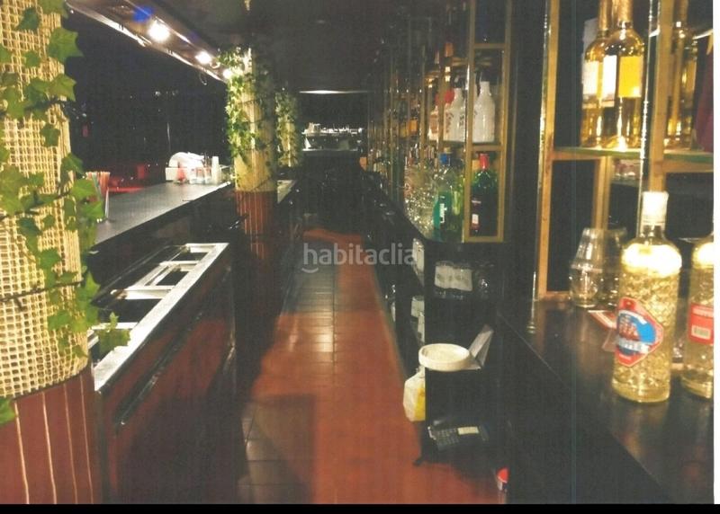 Foto 1b3f1a8b-6f38-4b57-b3ba-22f20d68240d. Local commercial dans Barri Antic Manresa