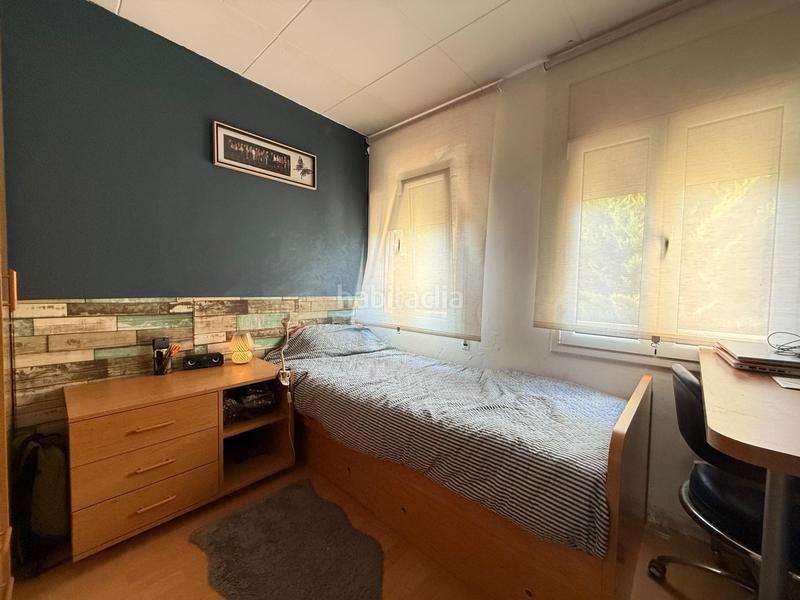 Foto 29e3a6c1-808f-46fb-9fc3-aba1d5e3e02d. Reihenhaus mit heizung parking in Font dels Capellans - Sagrada Familia Manresa