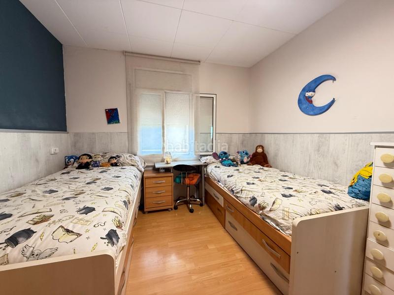 Foto 729e436b-a4d4-4157-bc65-825c301418b3. Reihenhaus mit heizung parking in Font dels Capellans - Sagrada Familia Manresa