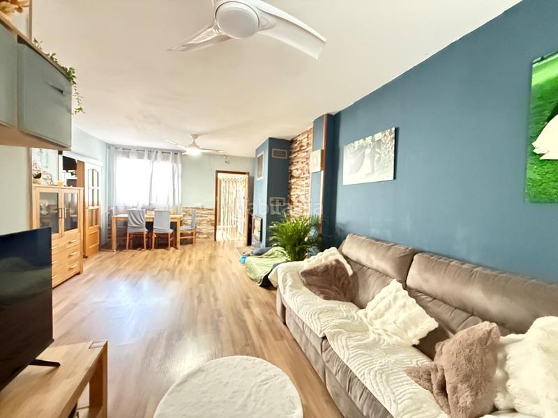 Foto 918553e0-7d4e-4a4e-b190-5d78cbb10287. Reihenhaus mit heizung parking in Font dels Capellans - Sagrada Familia Manresa