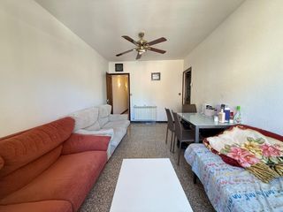 Flat in Sant Joan de Vilatorrada. Oportunidad de inversión para reformar con parking y trastero en