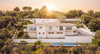 Chalet  Calle roca del sol. Espectacular villa con vistas panorámicas al mar en la exclusiva