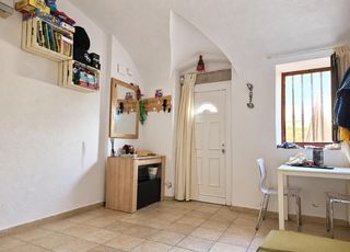 Piso en Poble. Planta baja en venta en calonge, con dos habitaciones y terraza