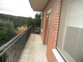 Casa a Avenida salvador espriu 1. Bonita casa en urbanización de tordera, con dos viviendas