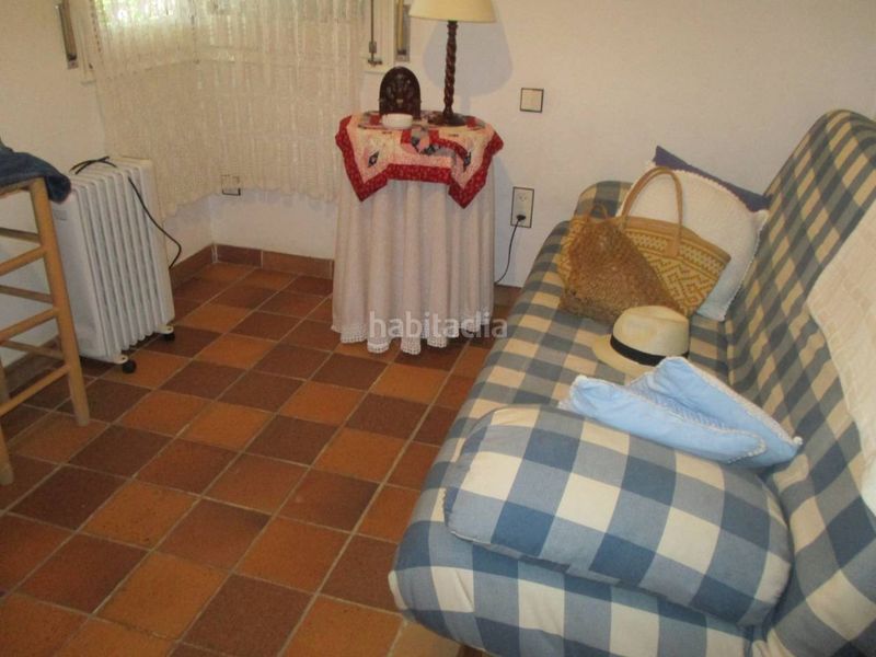 Foto 60f52541-8ab0-41c3-9818-08d4aada6958. Casa amb calefacció aparcament a Centre Vidreres