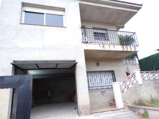 Casa  Pio baroja. Bonita casa en venta en tordera urbanización