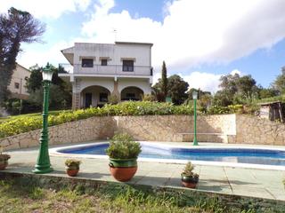 Casa a Amer 01. Bonita casa en venta en urbanización de maçanet de la selva
