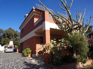 Casa a Argimon 1. Bonita casa en venta en urbanización de riudarenes