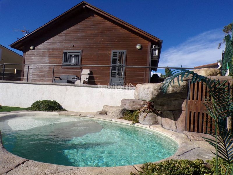 Foto fe4a1c02-c091-4794-a147-7bb5b330835a. House with heating pool in Residencial Park Maçanet de la Selva