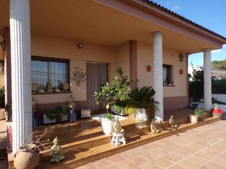 Casa a Pinsà 1. Bonita casa en venta en urbanización de maçanet de la selva