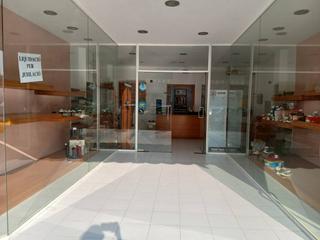Lloguer Local Comercial a Camí ral 187. Bonito y amplio local en alquiler en tordera