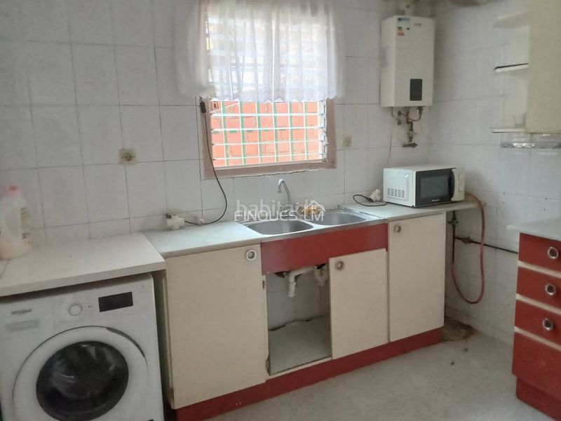 Foto 3b53236f-60b0-41e0-b384-9a7d4f717622. Casa a calle sant marc 1 a Montbarbat Maçanet de la Selva