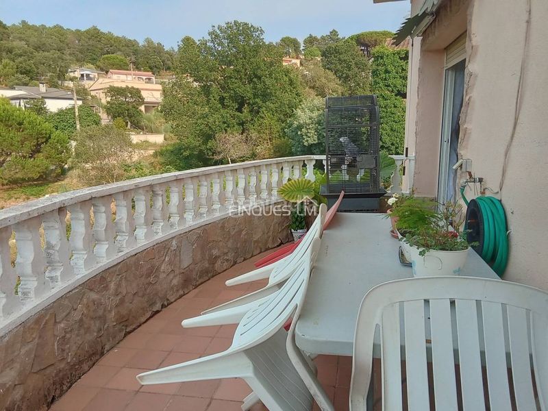 Foto 8fa4d645-3987-4fc1-b4fe-6344a6680149. Casa a calle sant marc 1 a Montbarbat Maçanet de la Selva