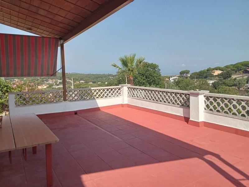 Foto bbe4a3a6-56c6-4d9e-a33c-33e374dcfa84. Casa bonita casa en venta en urbanización en Montbarbat Maçanet de la Selva