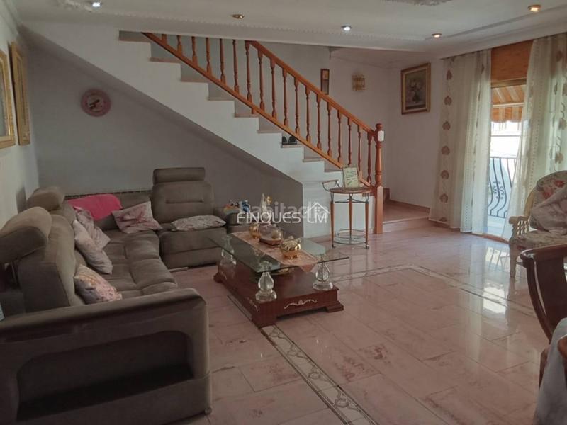 Foto 239b428b-e152-4979-b711-2ef72f9675dd. Casa adosada bonita casa en venta en centro en Tordera Tordera