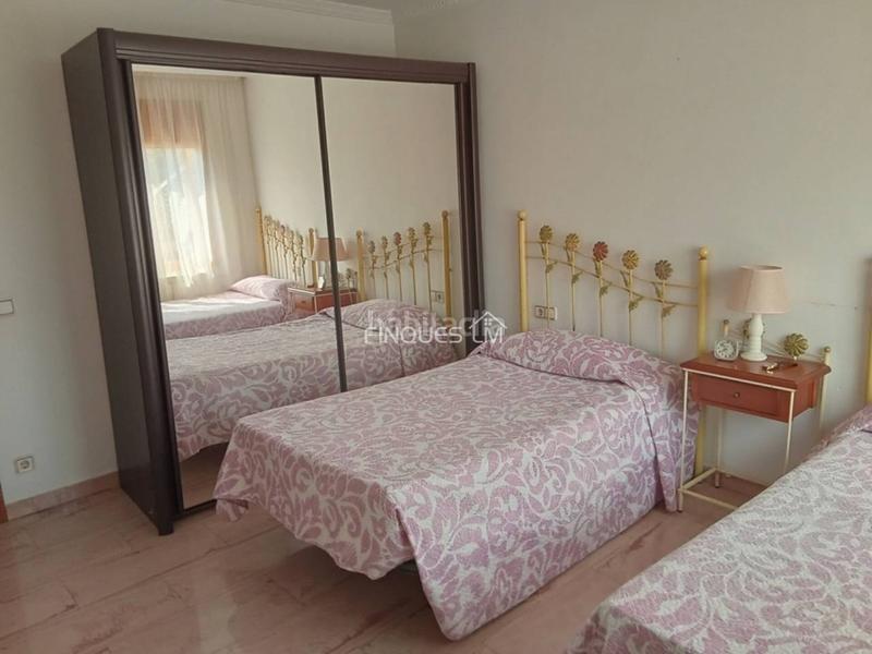 Foto e8c41b58-0928-4e3c-8a05-fa6f002f8498. Casa adosada bonita casa en venta en centro en Tordera Tordera