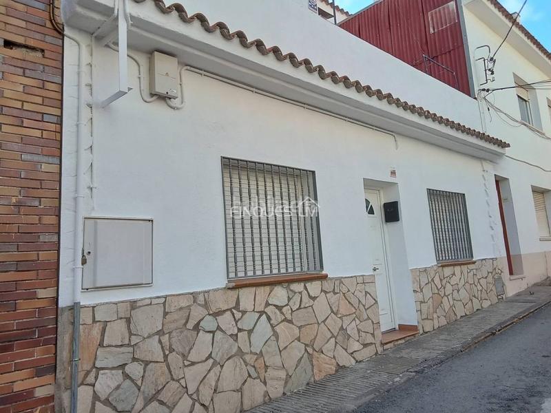 Foto bfa77bf2-dfb1-4c78-bd04-183eb8d92b3d. Casa adosada bonita casa adosada en venta en Tordera Tordera