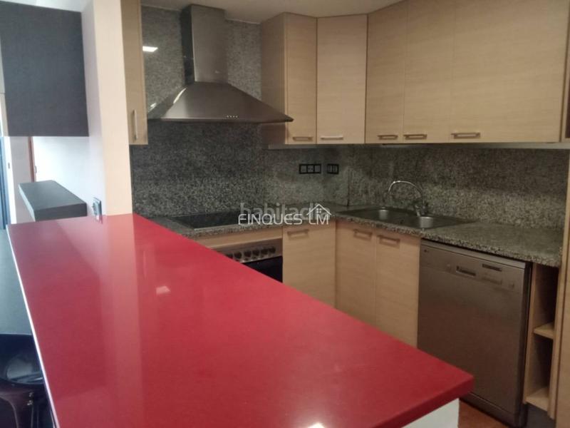 Foto 190c1775-b64b-4f40-a5e1-47d843c42e1f. Pis amb calefacció aparcament a Tordera Tordera