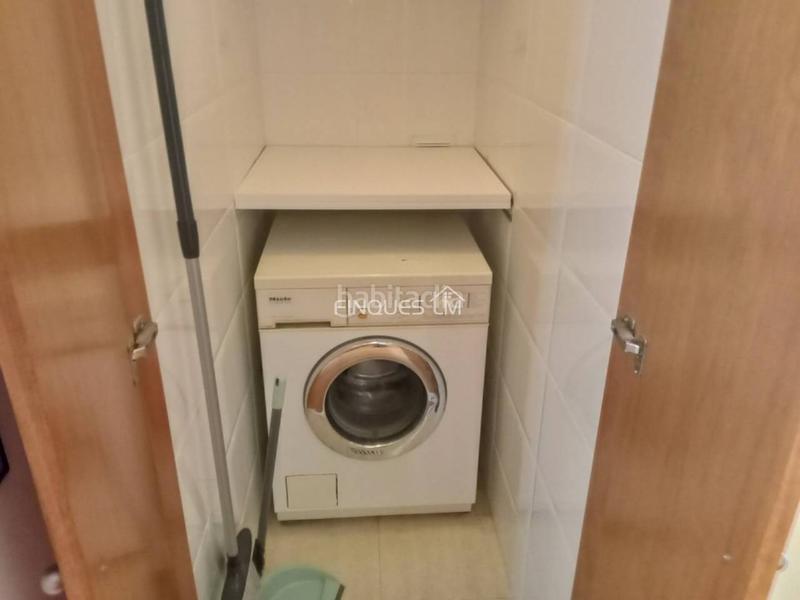 Foto 1ea454cb-012e-4bdc-a1ec-fcb77e21b1f6. Pis amb calefacció aparcament a Tordera Tordera