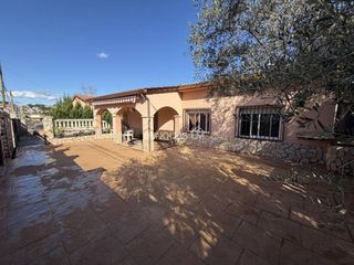 Casa a Calle antoni gaud� 1. Casa en venta en fogars de la selva