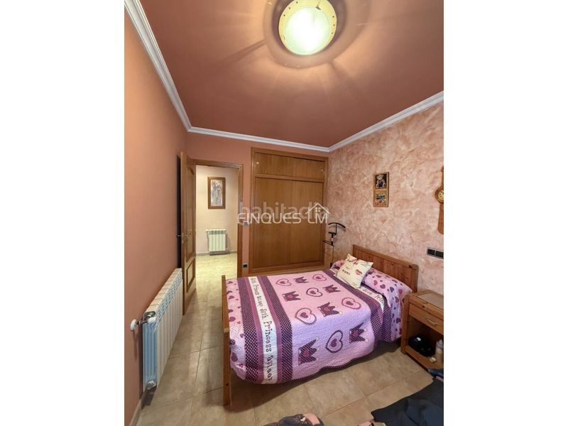 Foto 498bc768-2d2d-4ca7-83c1-e12c60bde11c. Casa amb calefacció aparcament a Aiguaviva Parc Vidreres